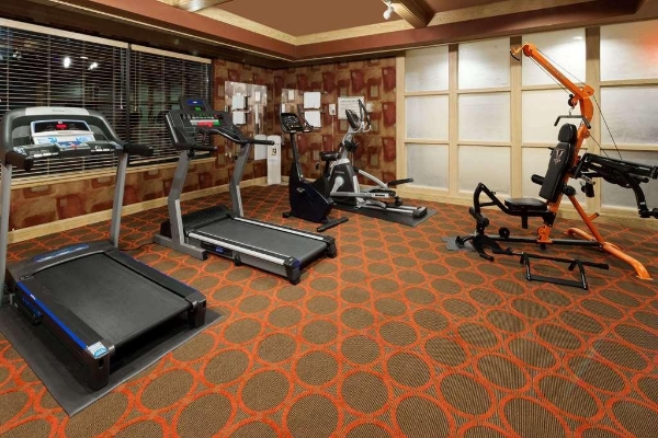 Hotel Ramada by Wyndham Louisville North
